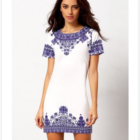 Vintage Floral Shift Dress - Picture 4 of 5